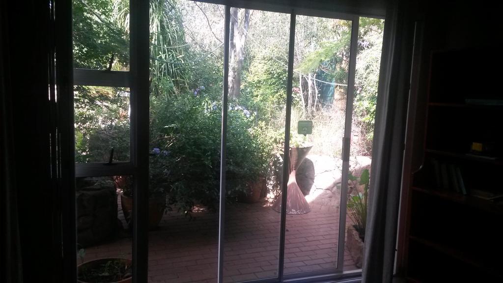 The Birches Backpacker Lodge Randburg 외부 사진